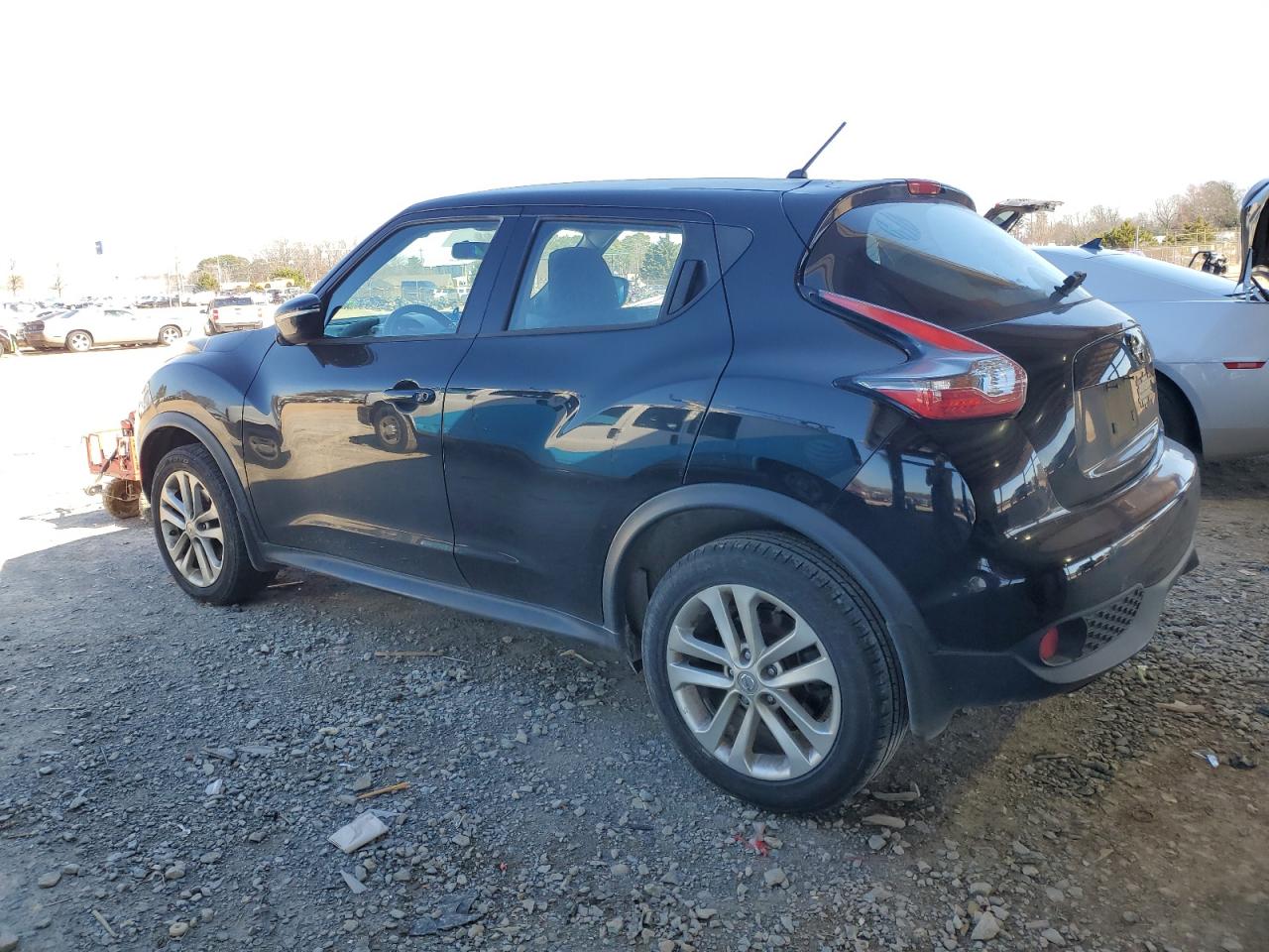 2015 Nissan Juke - Image 2