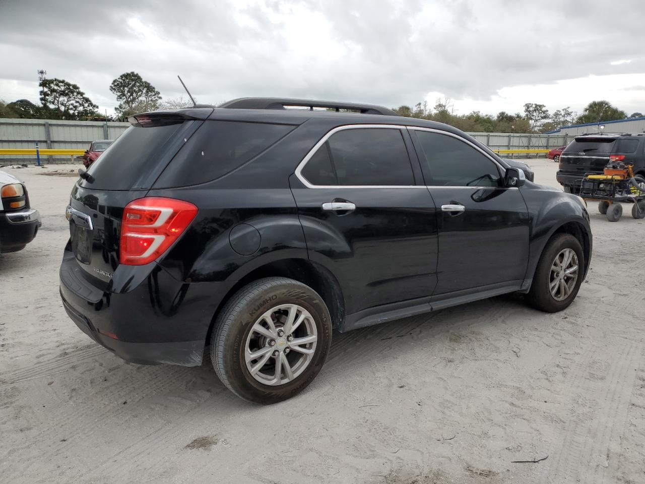 2016 Chevrolet Equinox - Image 3