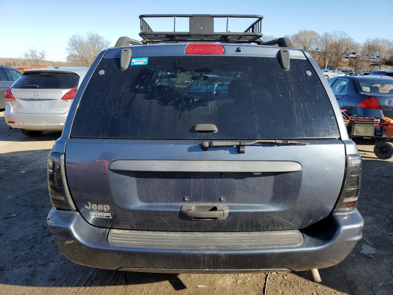 2004 Jeep Grand Cherokee - Image 6