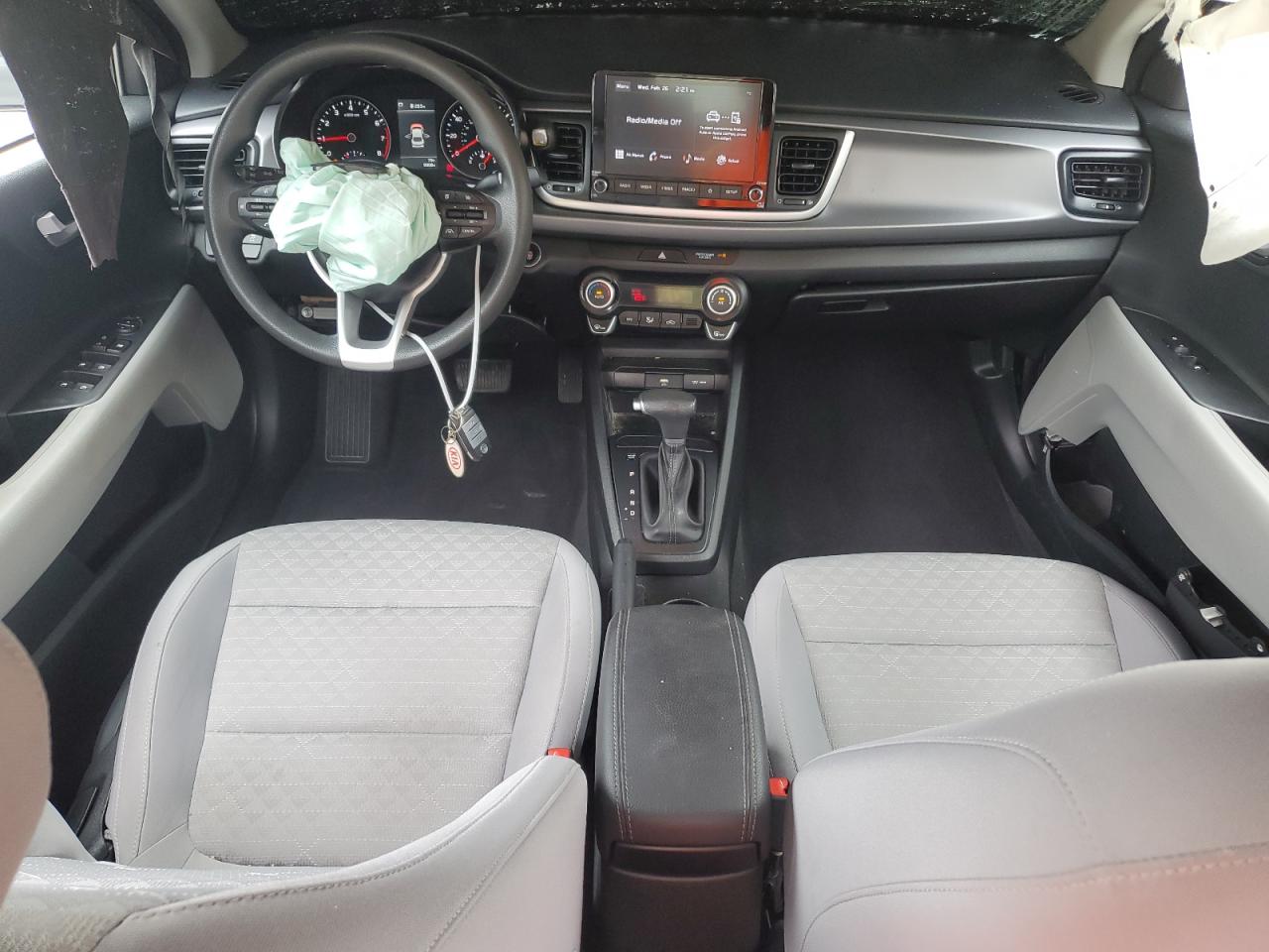 2023 Kia Rio - Image 8