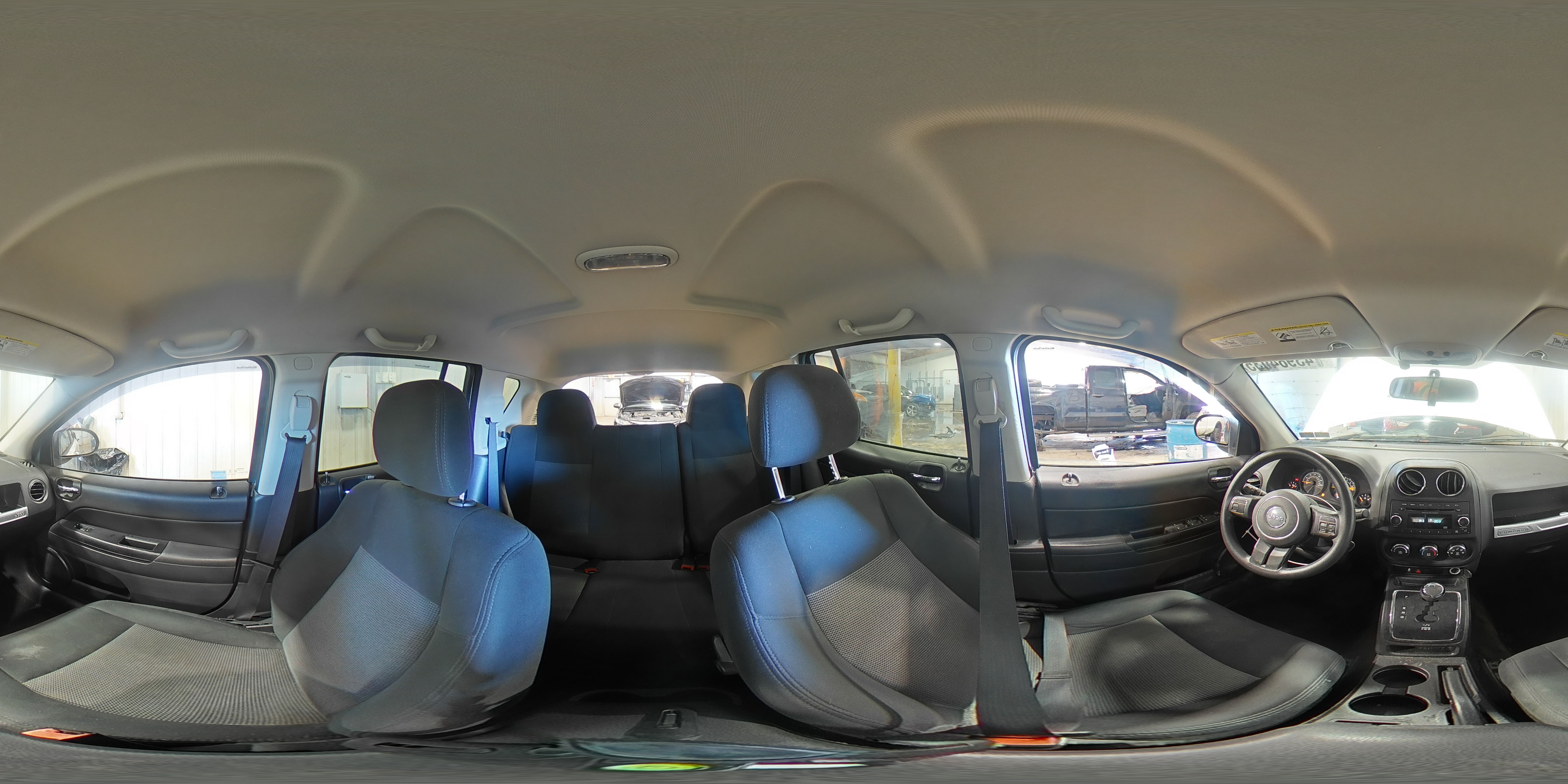 2015 Jeep Compass - Image 14