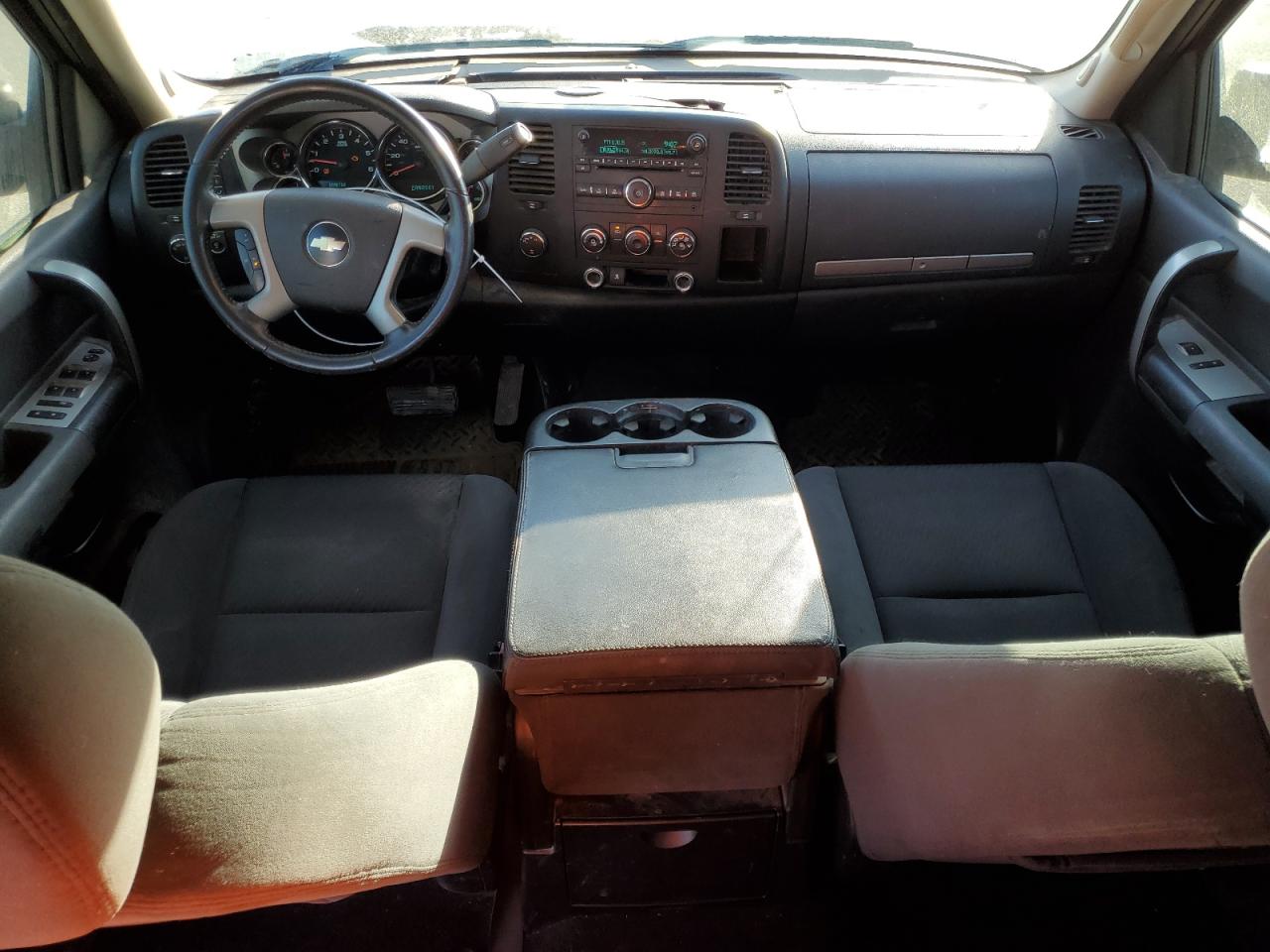 2009 Chevrolet Silverado - Image 8
