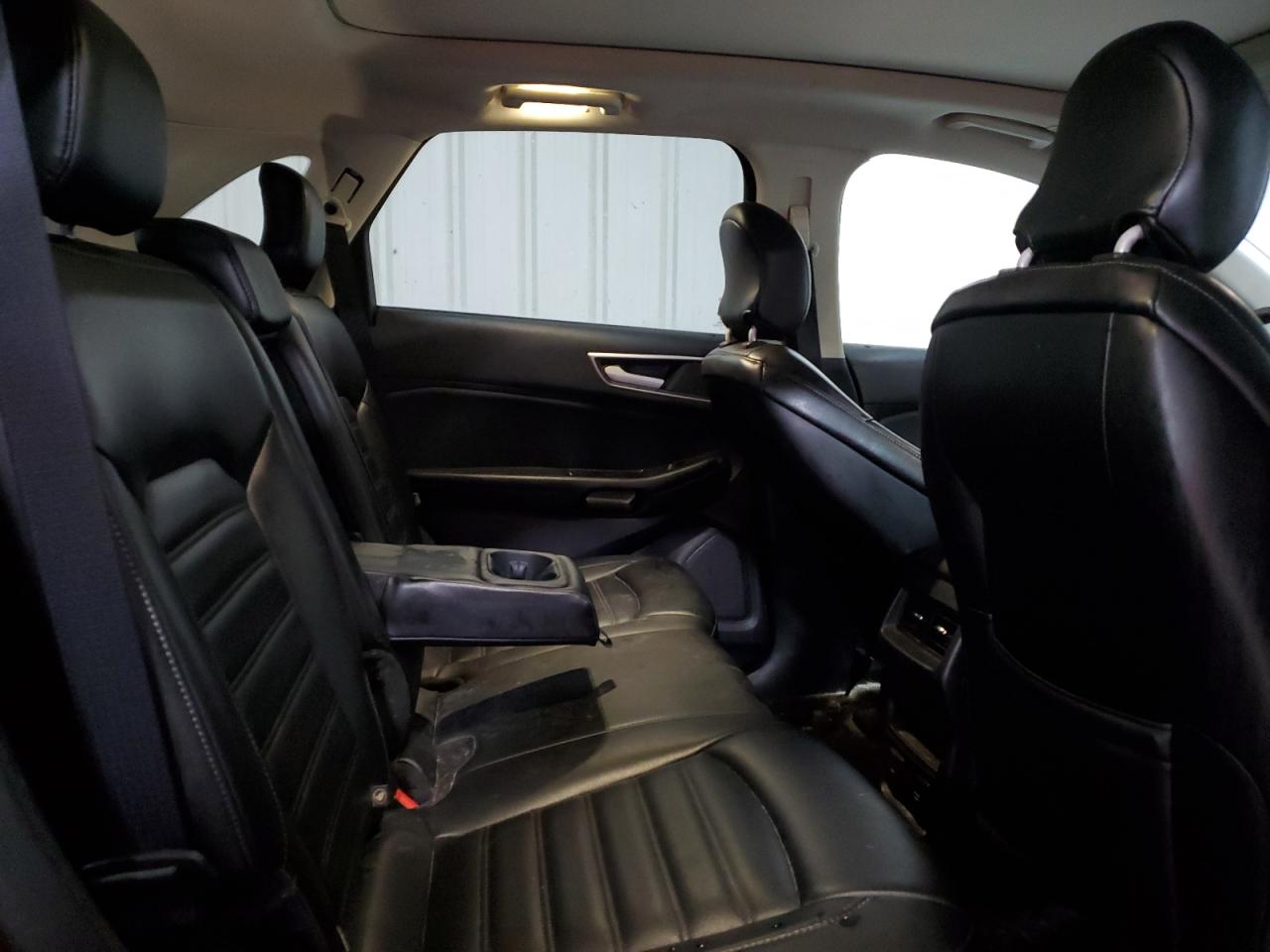 2019 Ford Edge - Image 11