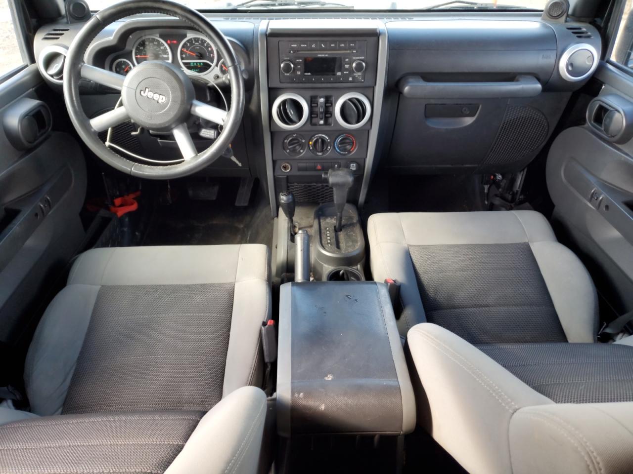 2010 Jeep Wrangler - Image 8