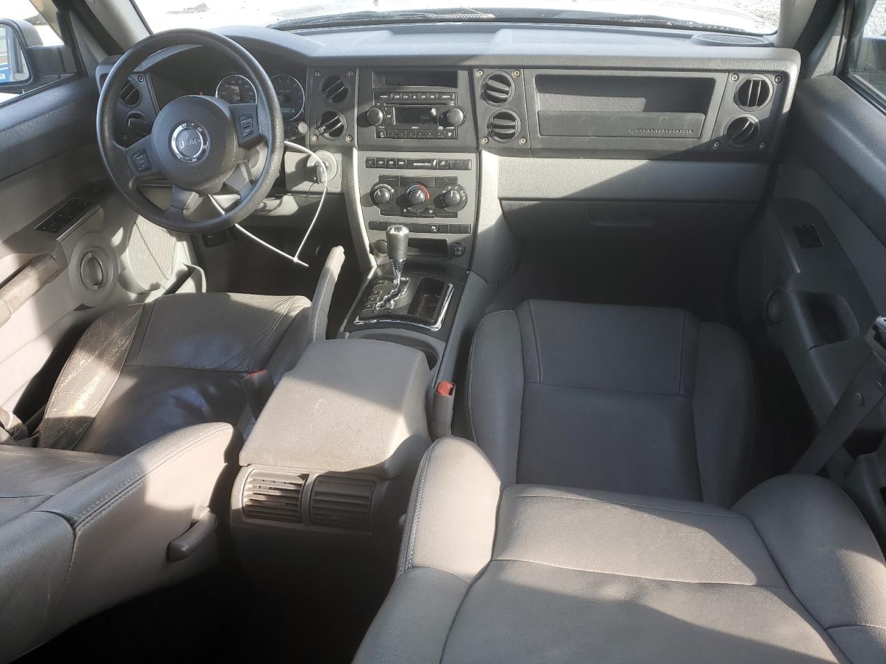 2007 Jeep Commander - Image 8