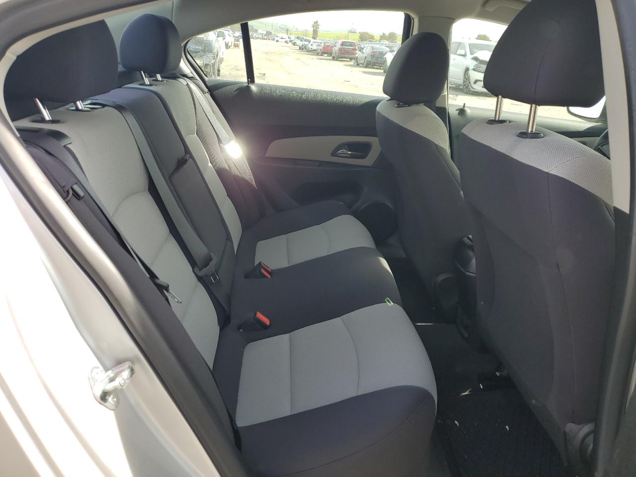 2013 Chevrolet Cruze - Image 10