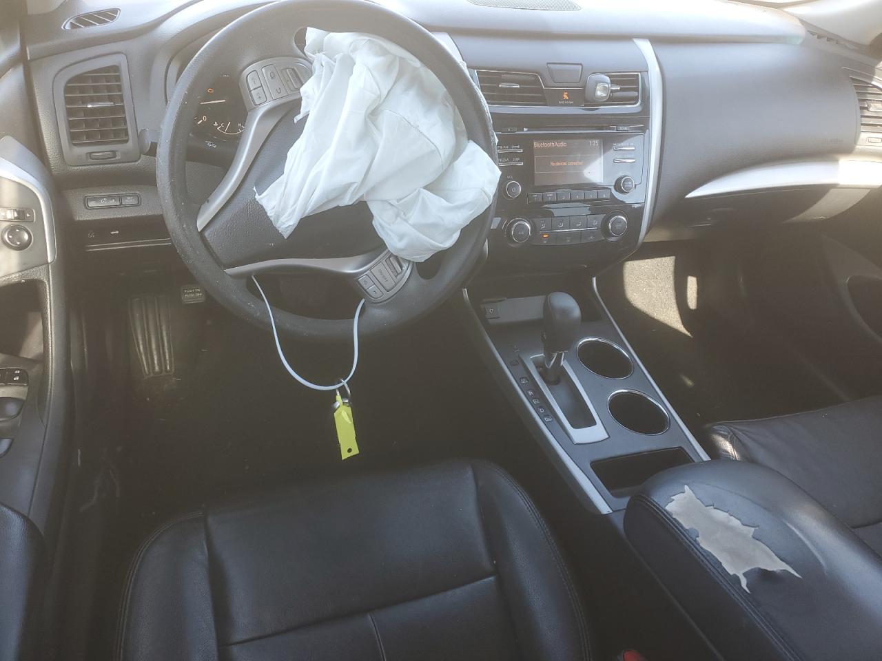 2015 Nissan Altima - Image 8