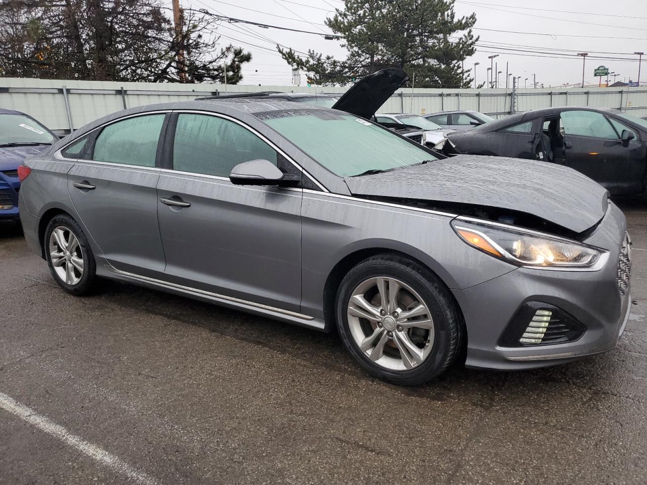 2018 Hyundai Sonata - Image 4