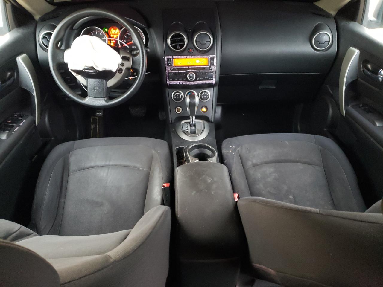 2010 Nissan Rogue - Image 8