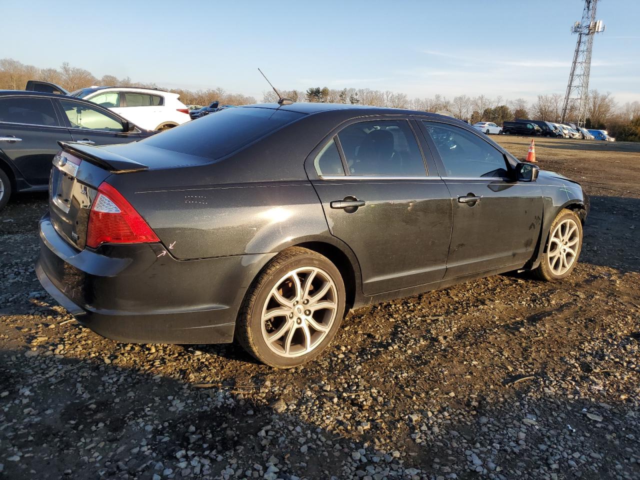 2010 Ford Fusion - Image 3