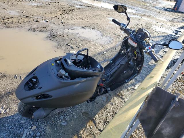 2019 Vespa Scooter