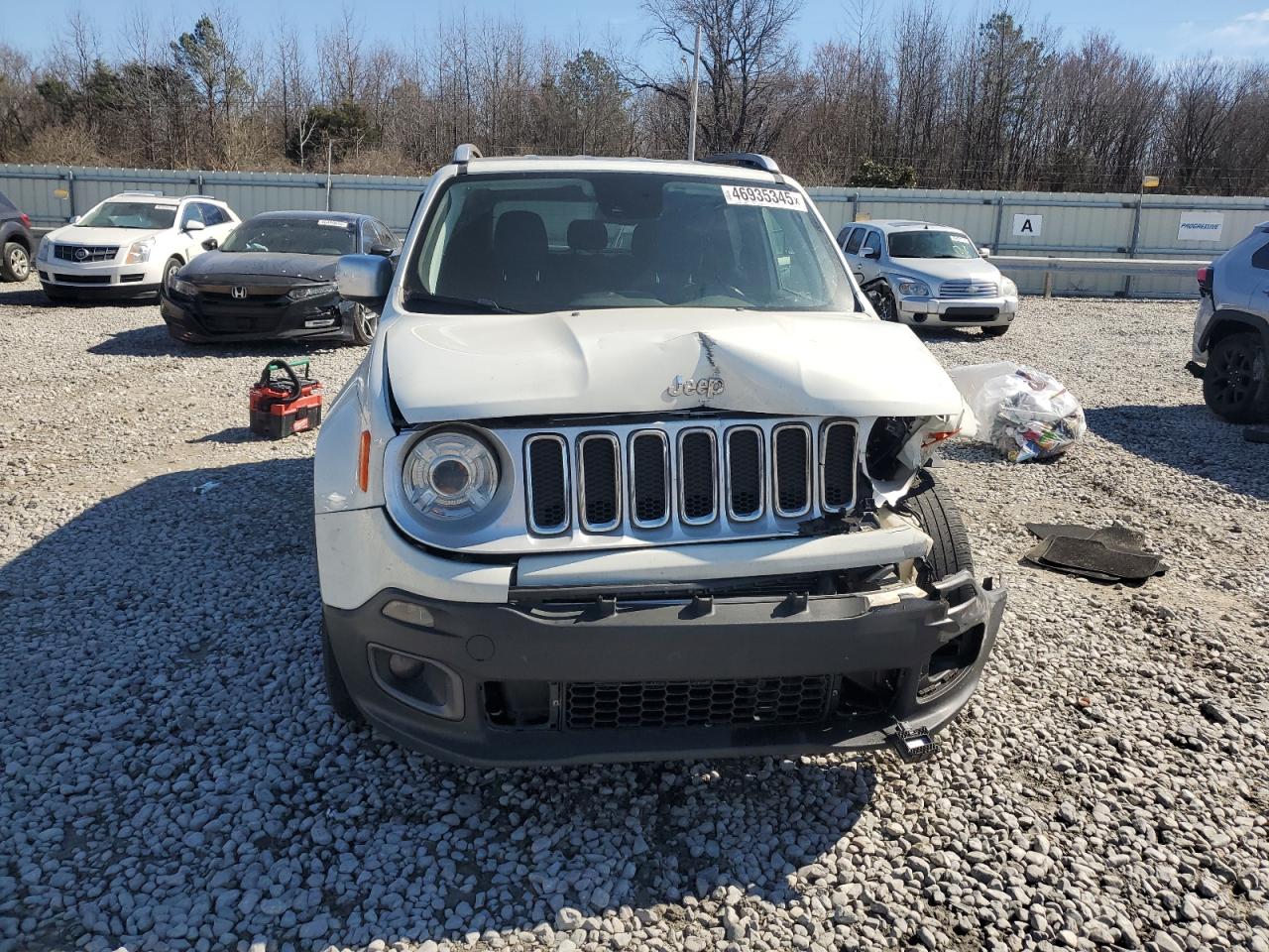 2018 Jeep Renegade - Image 5
