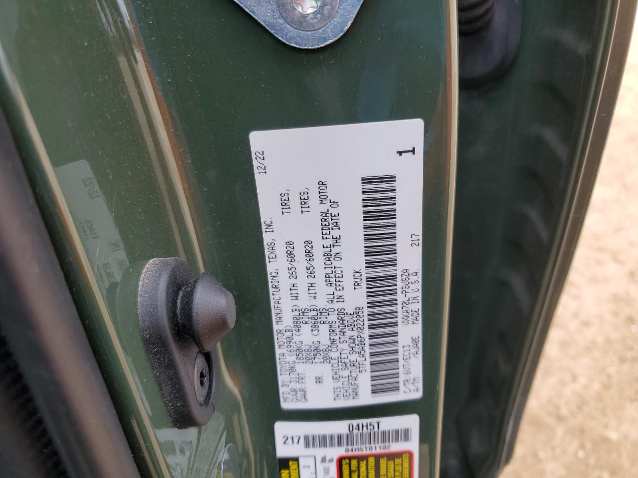 2023 Toyota Tundra - Image 13