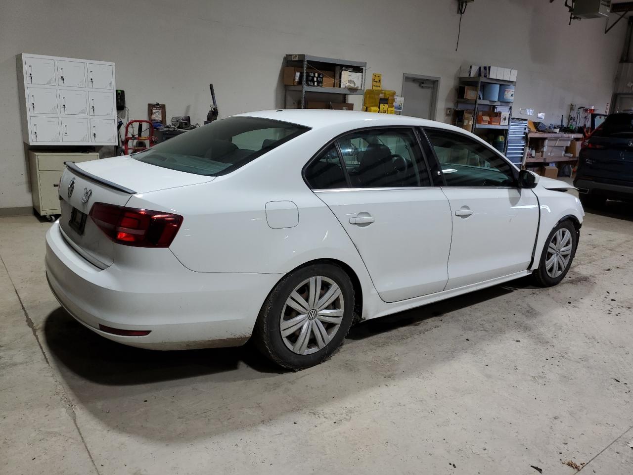 2017 Volkswagen Jetta - Image 3