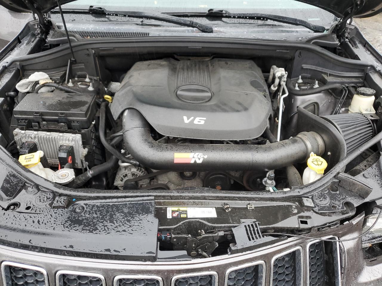 2014 Jeep Grand Cherokee - Image 14