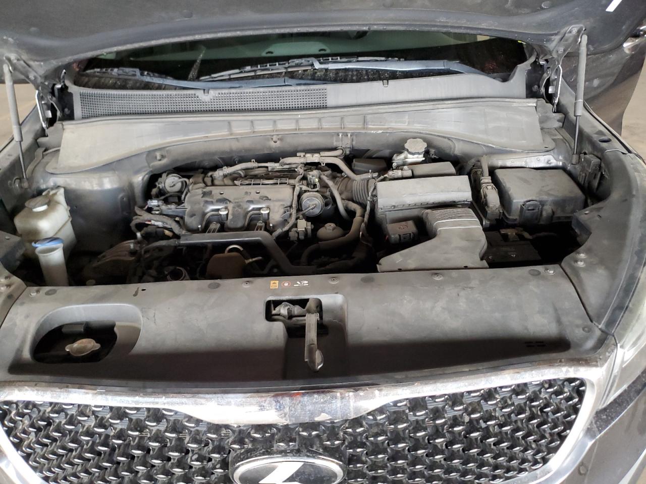2016 Kia Sorento - Image 12