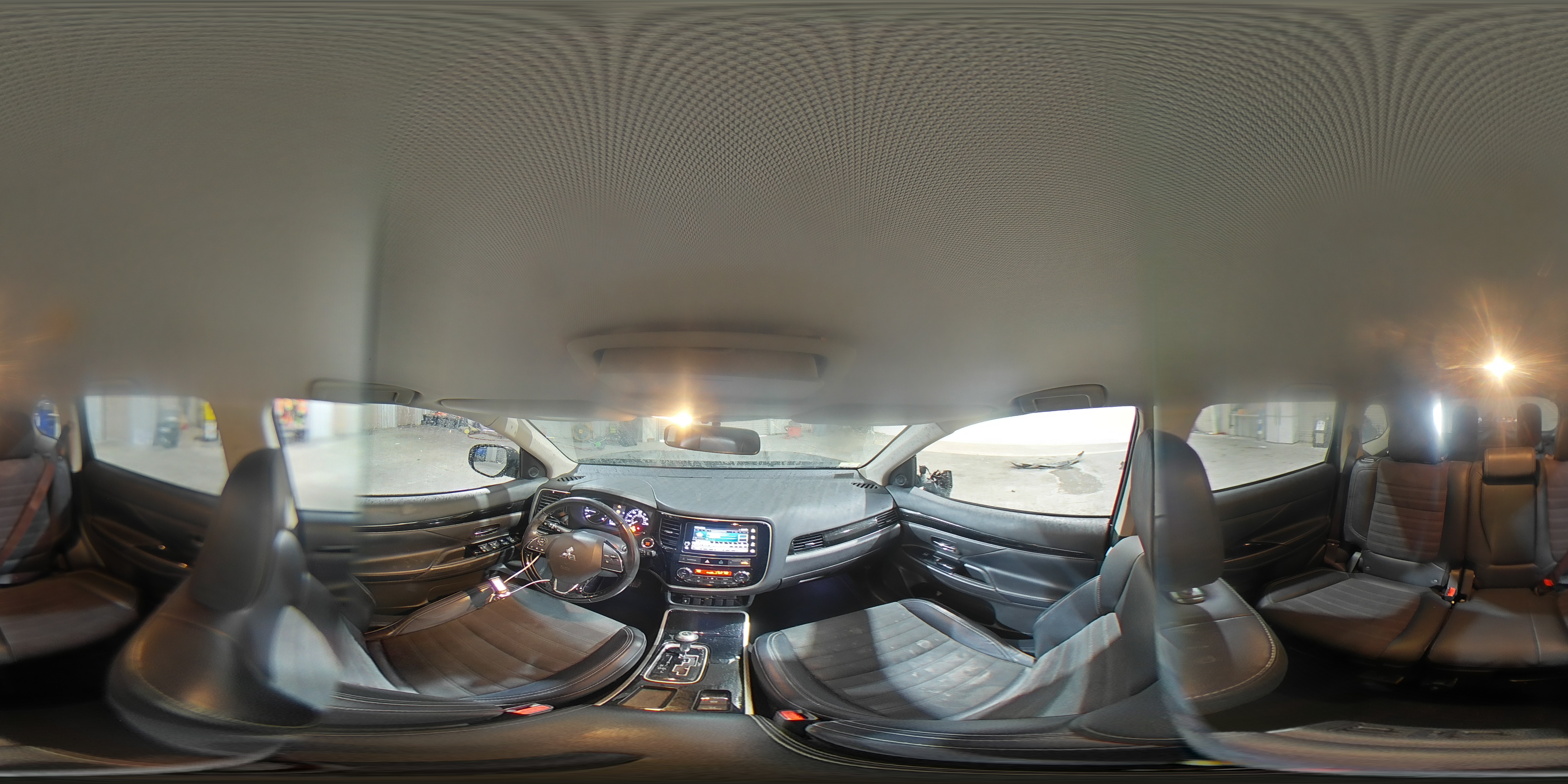 2019 Mitsubishi Outlander - Image 15