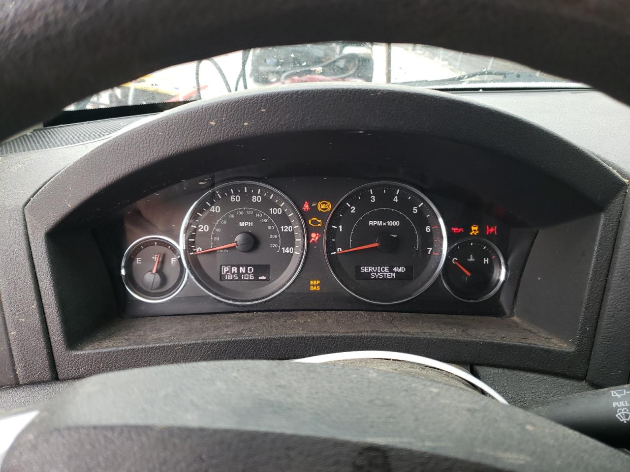2008 Jeep Grand Cherokee - Image 9