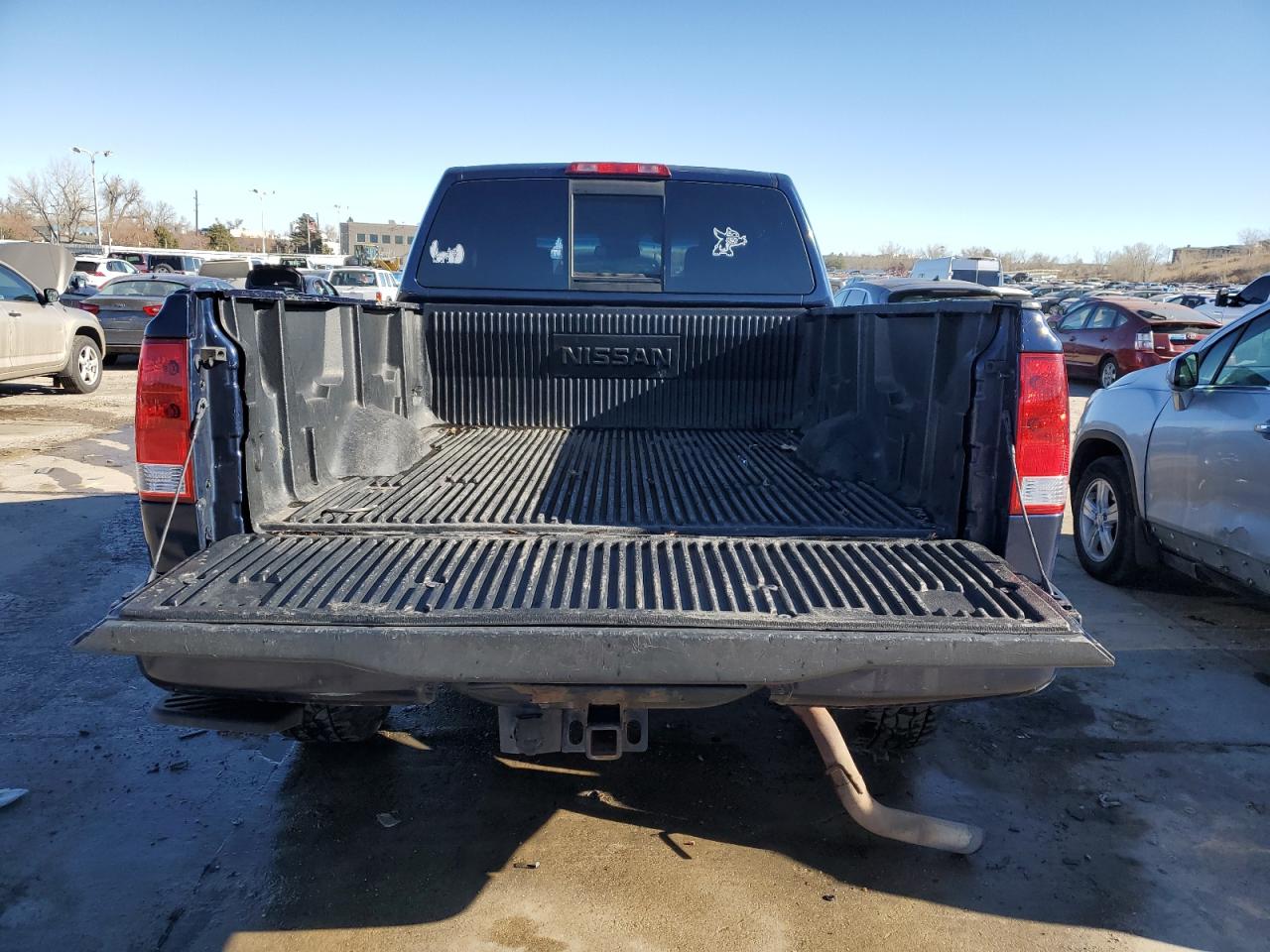 2012 Nissan Titan - Image 6