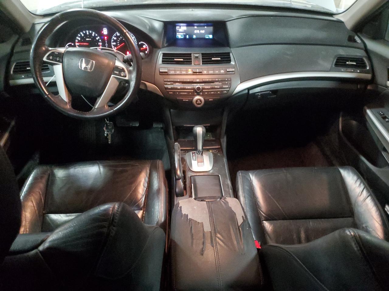 2009 Honda Accord - Image 8