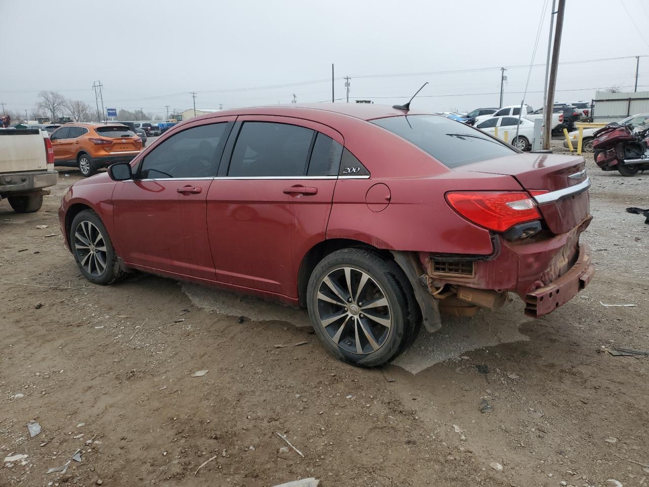 2013 Chrysler 200 - Image 2