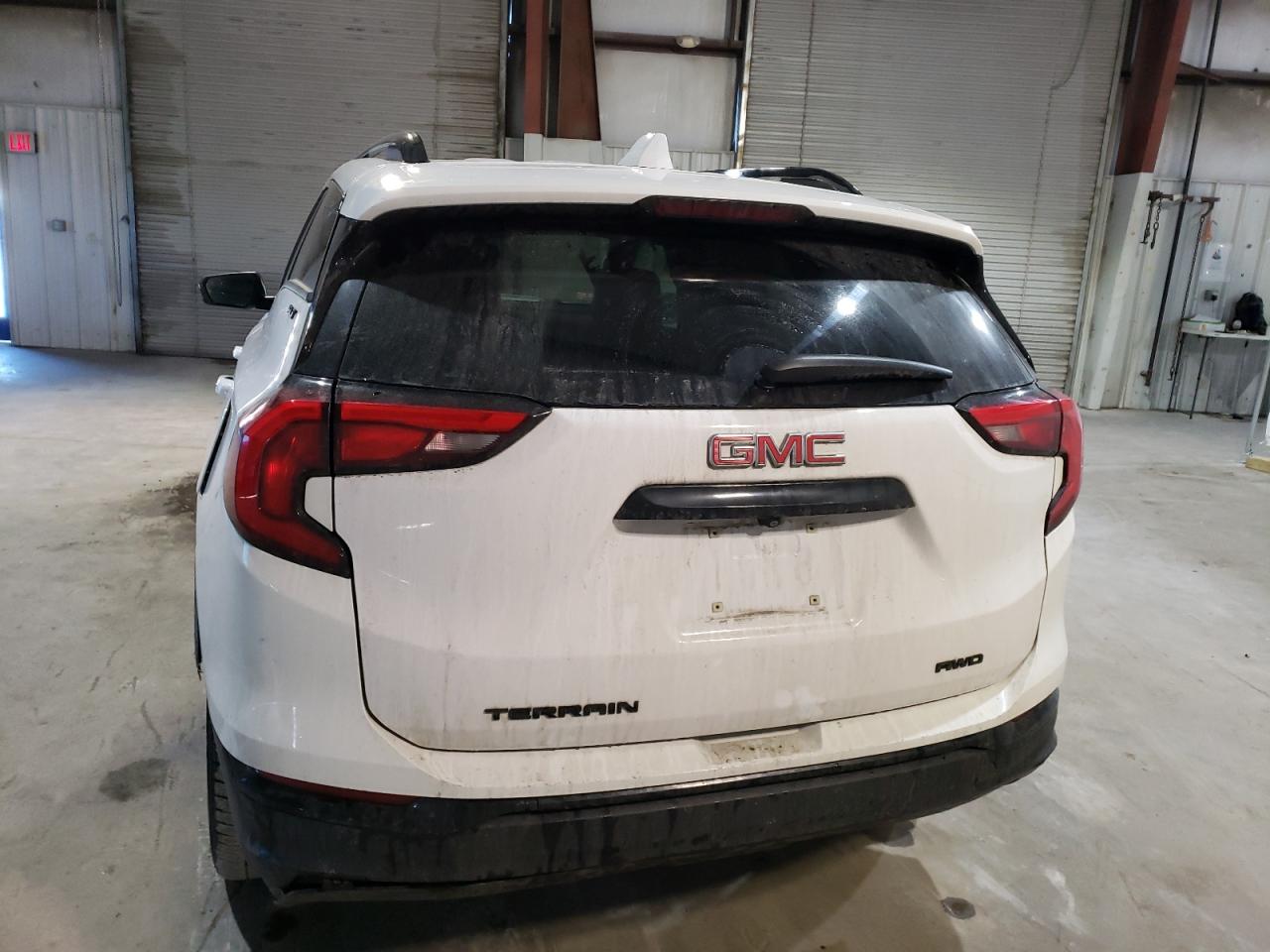 2020 GMC Terrain - Image 6