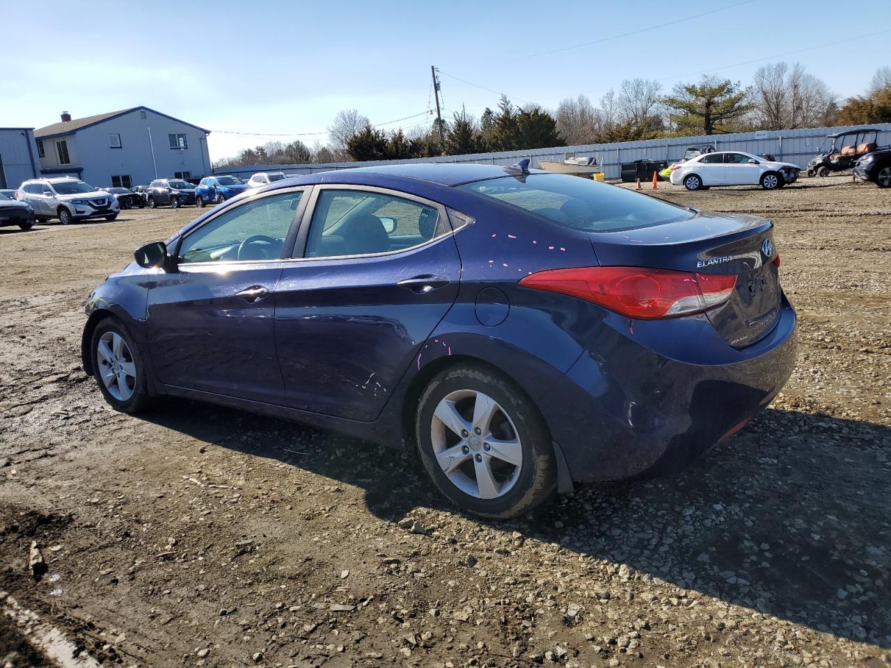 2013 Hyundai Elantra - Image 2
