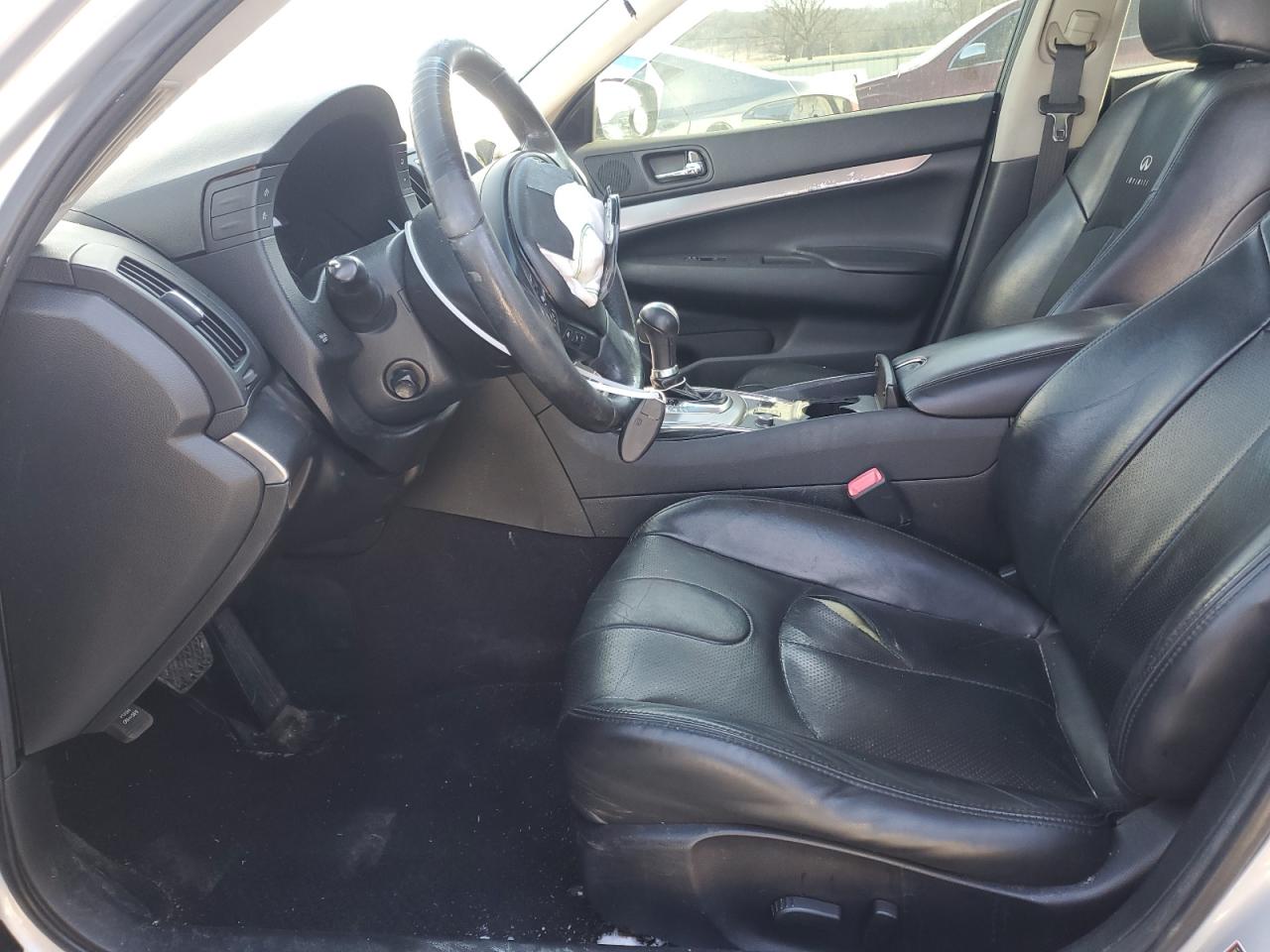 2013 Infiniti G - Image 7