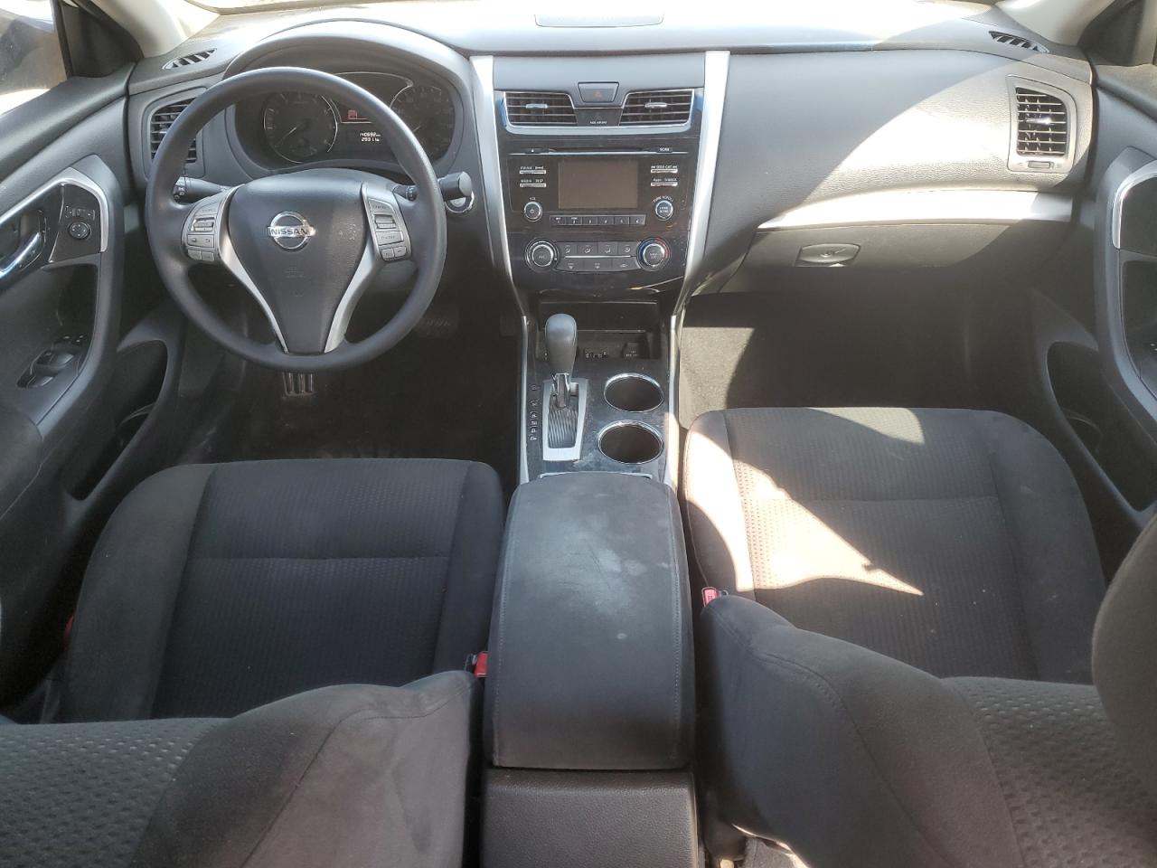 2014 Nissan Altima - Image 8