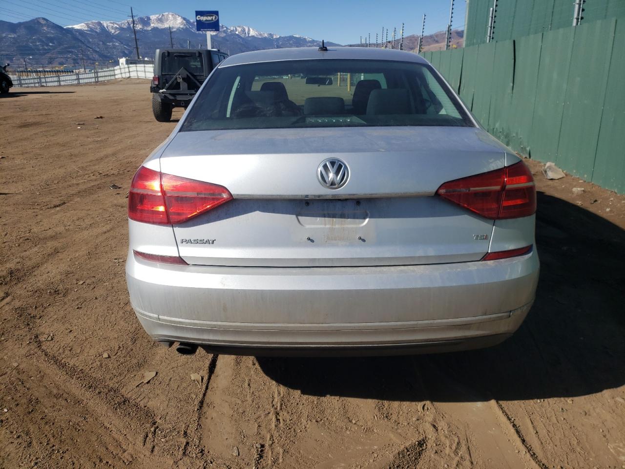 2016 Volkswagen Passat - Image 6