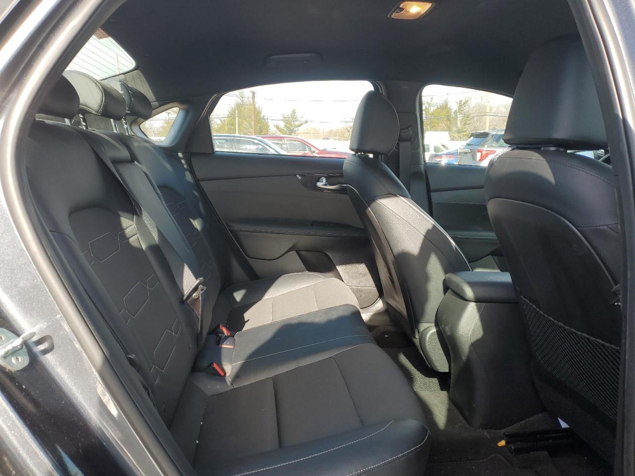 2023 Kia Forte - Image 10
