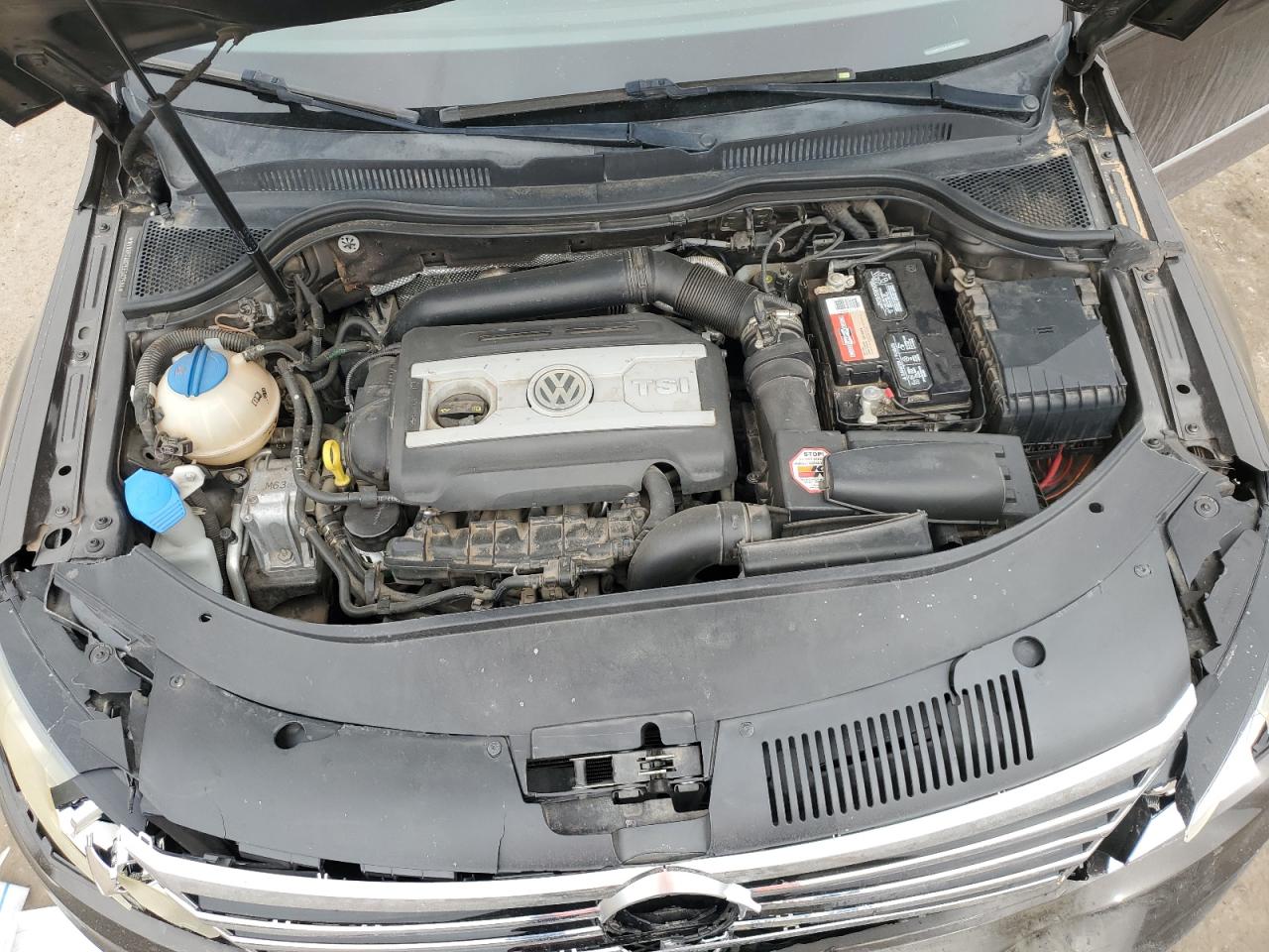 2014 Volkswagen Passat CC - Image 13
