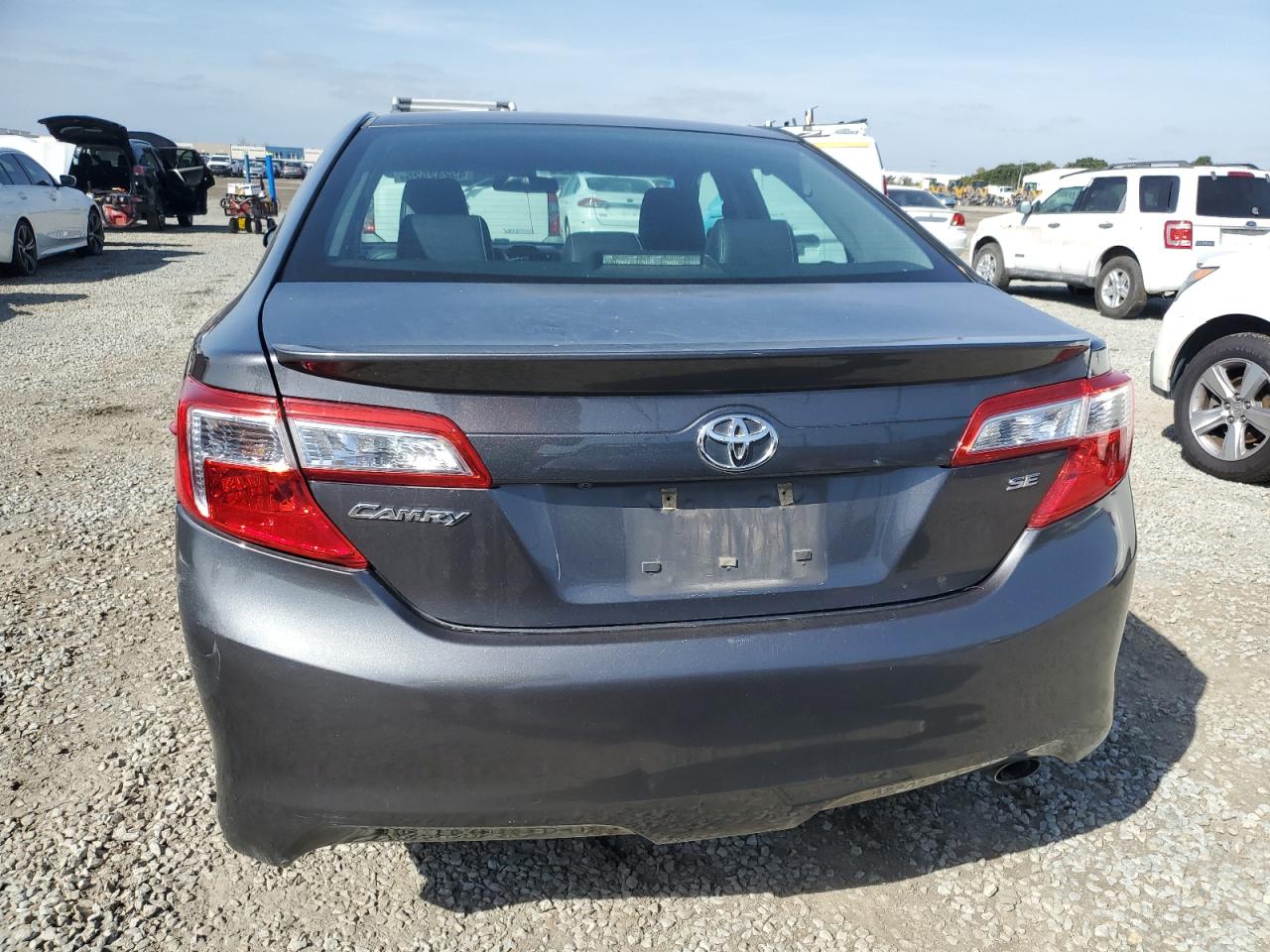 2014 Toyota Camry - Image 6