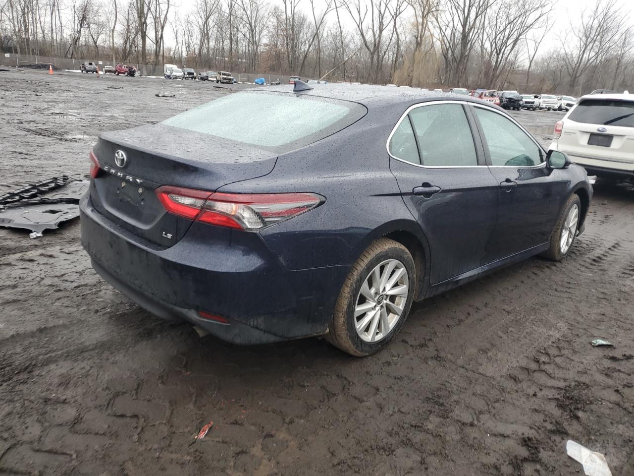2021 Toyota Camry - Image 3