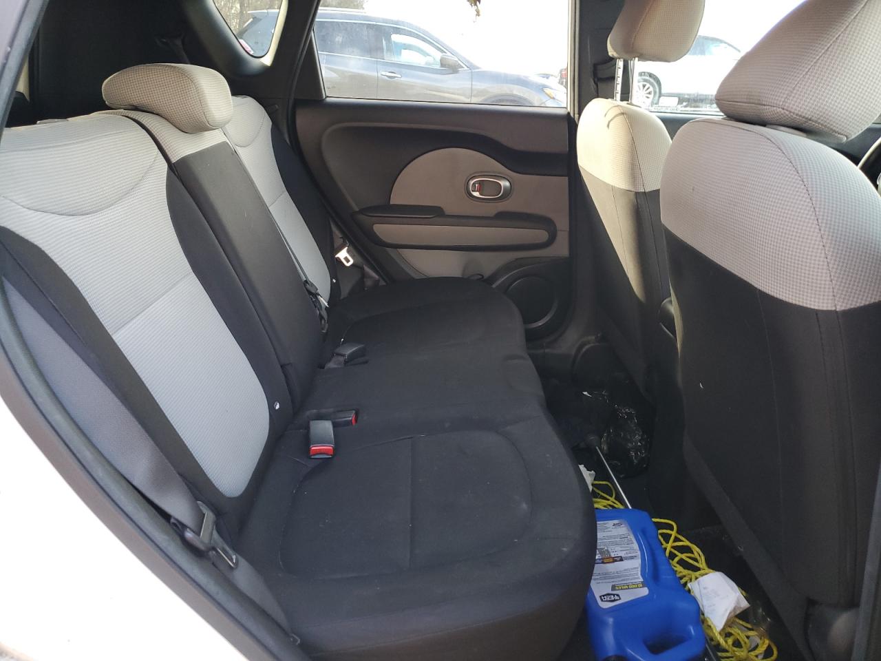 2016 Kia Soul VIN: KNDJN2A20G7370304 Lot: 44857945