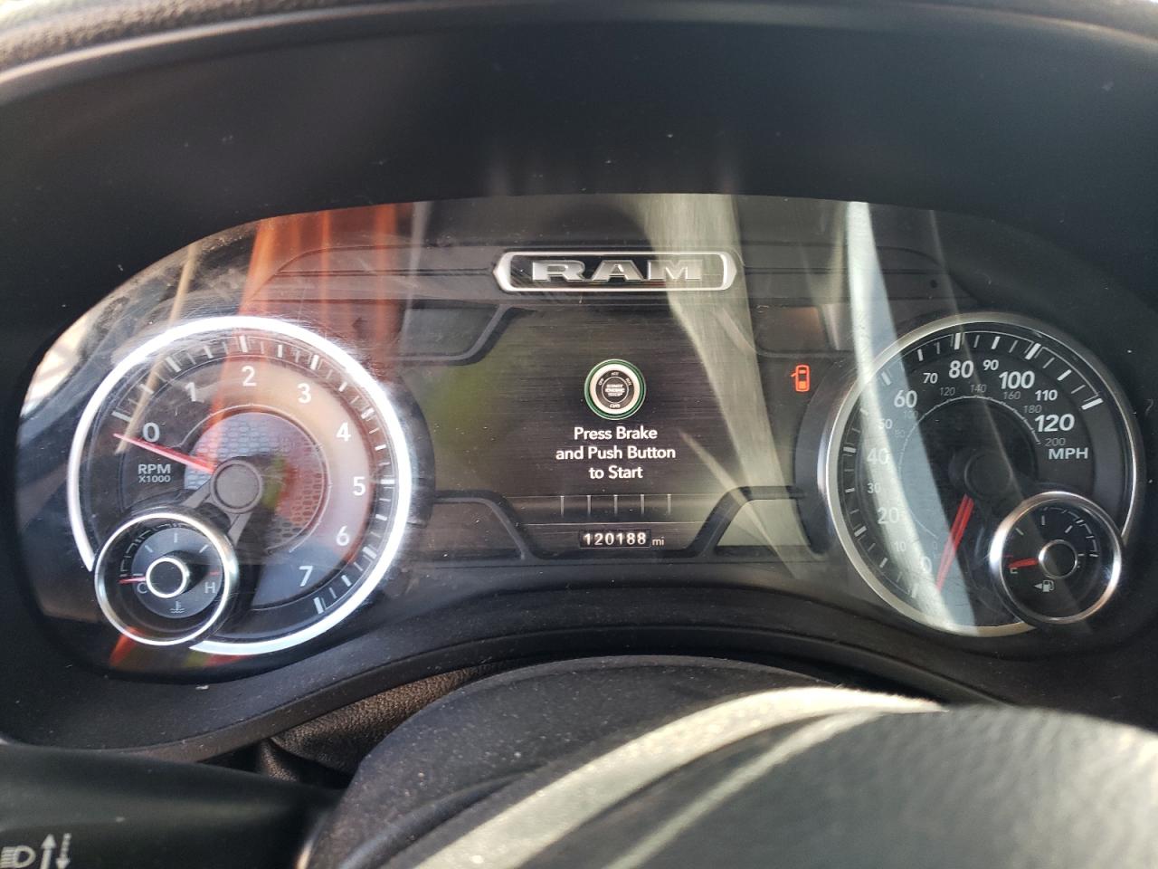 2020 RAM 1500 - Image 9