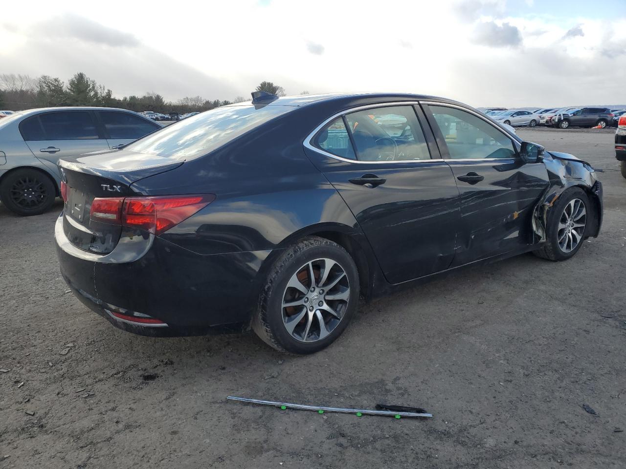 2015 Acura TLX - Image 3