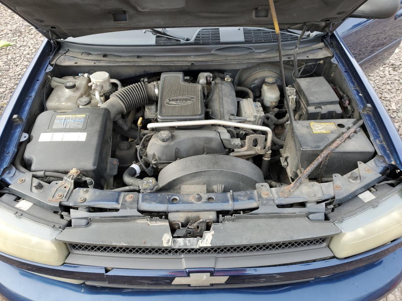 2004 Chevrolet TrailBlazer - Image 12