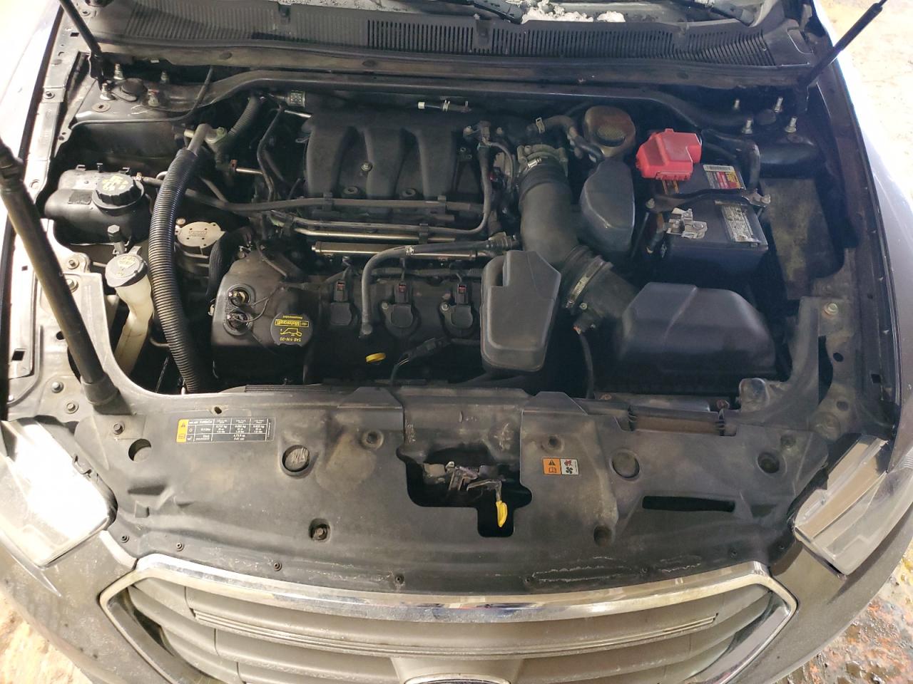 2013 Ford Taurus - Image 11