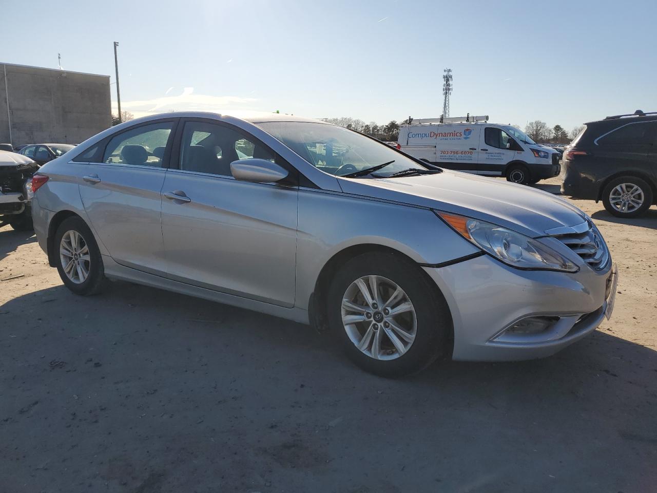 2013 Hyundai Sonata - Image 4