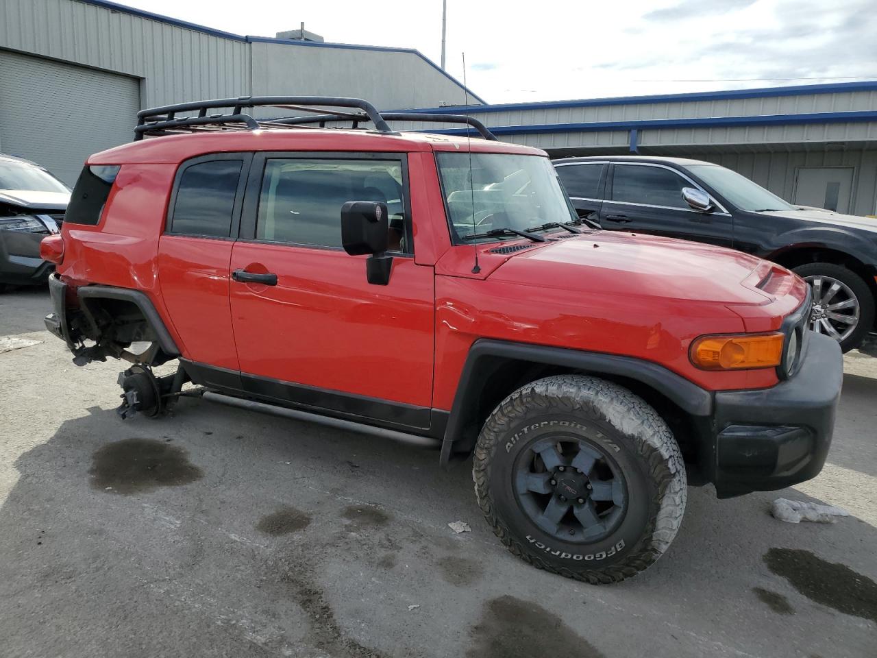 2012 Toyota FJ Cruiser - Image 4