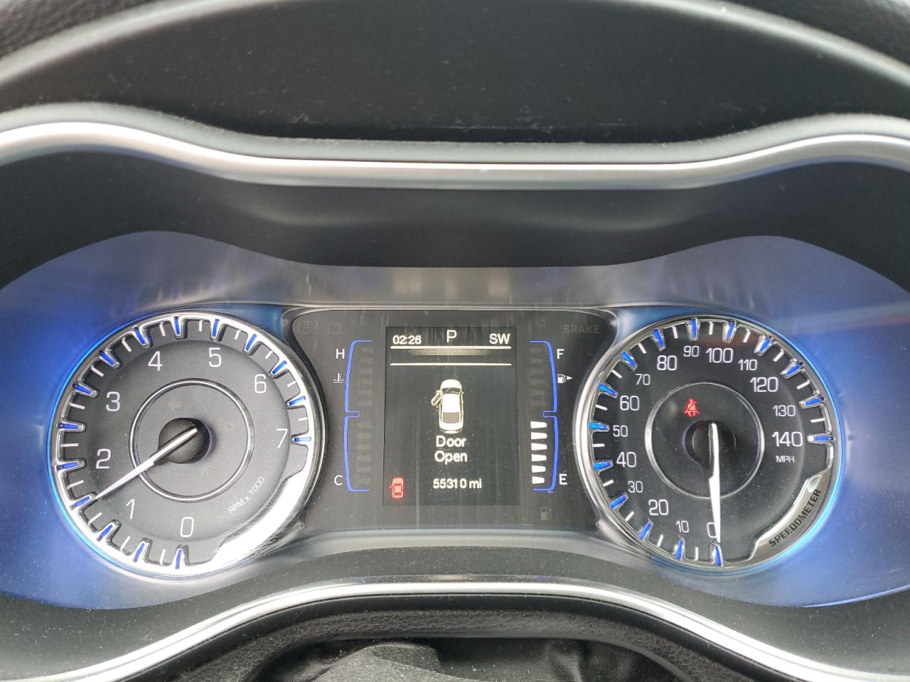 2015 Chrysler 200 - Image 9
