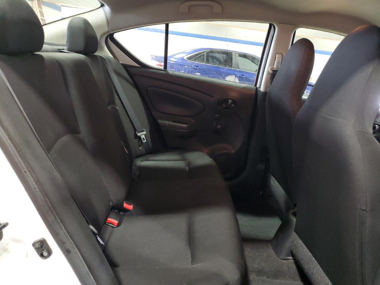 2015 Nissan Versa - Image 10