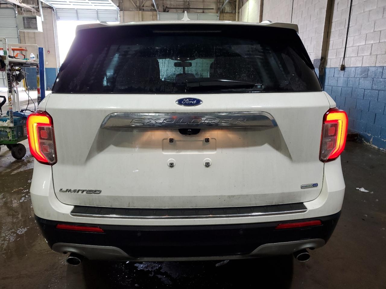 2020 Ford Explorer - Image 6