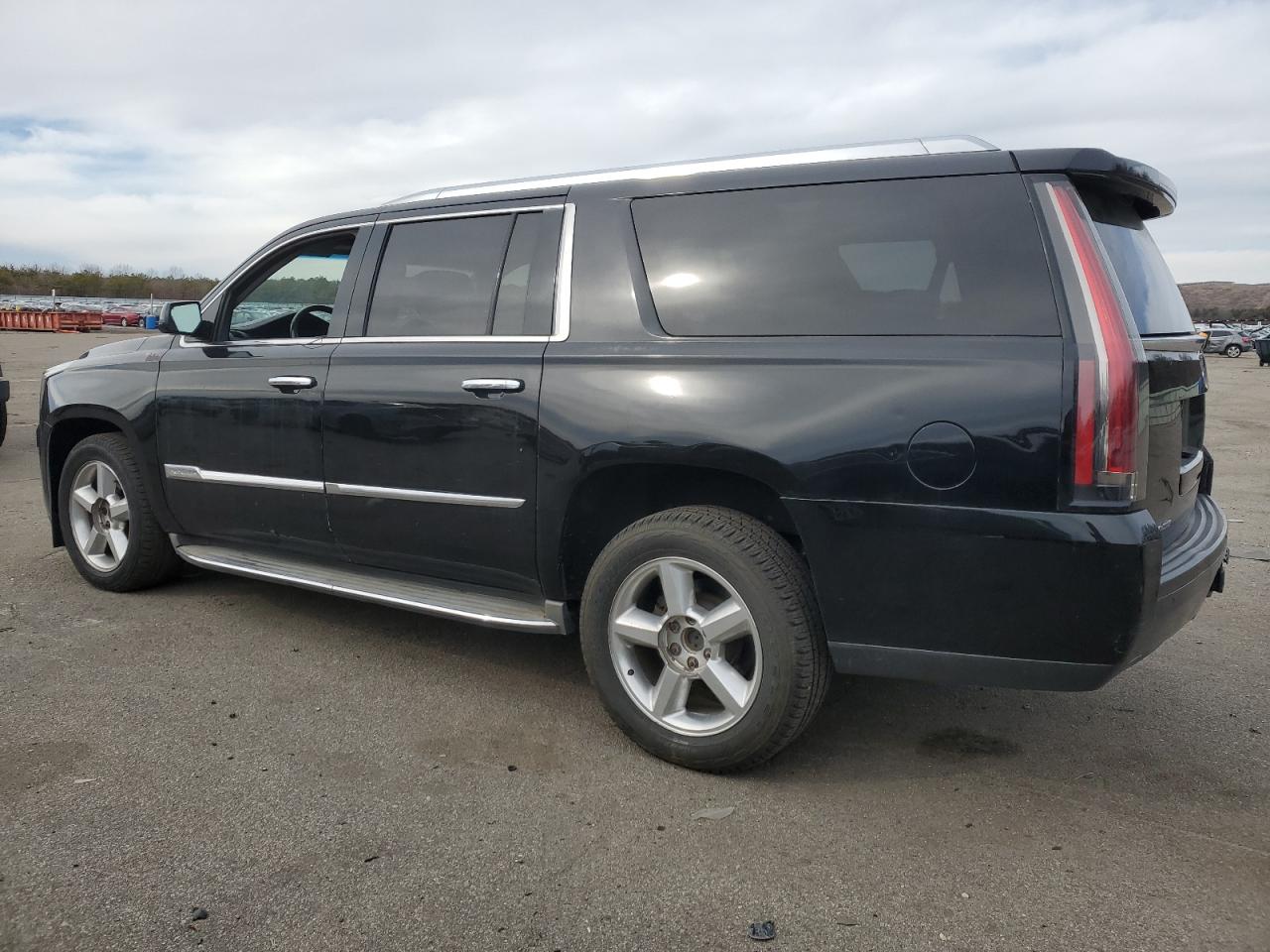 2015 Cadillac Escalade - Image 2