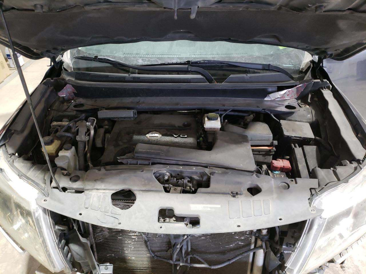 2013 Nissan Pathfinder - Image 12