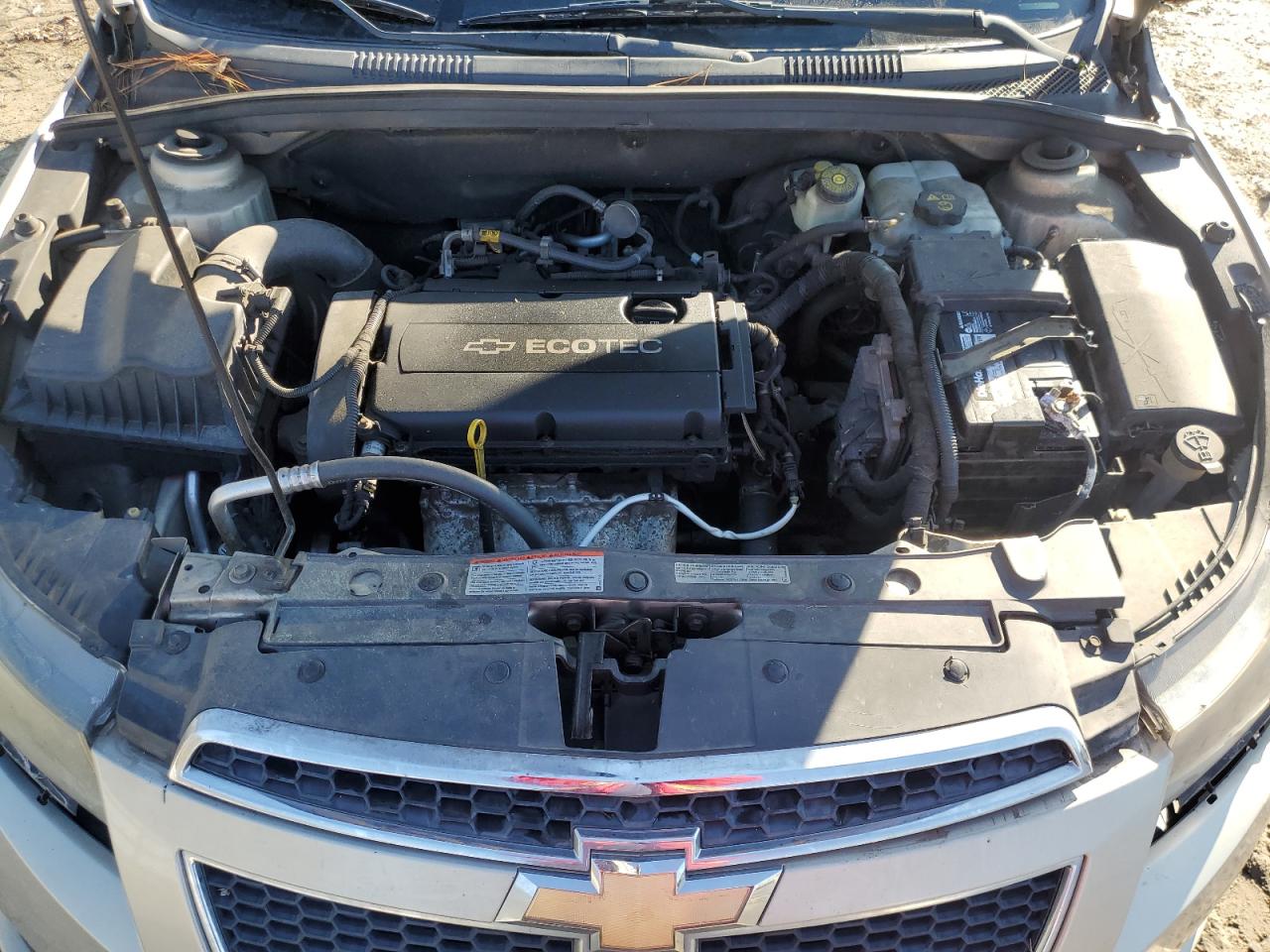 2012 Chevrolet Cruze - Image 11