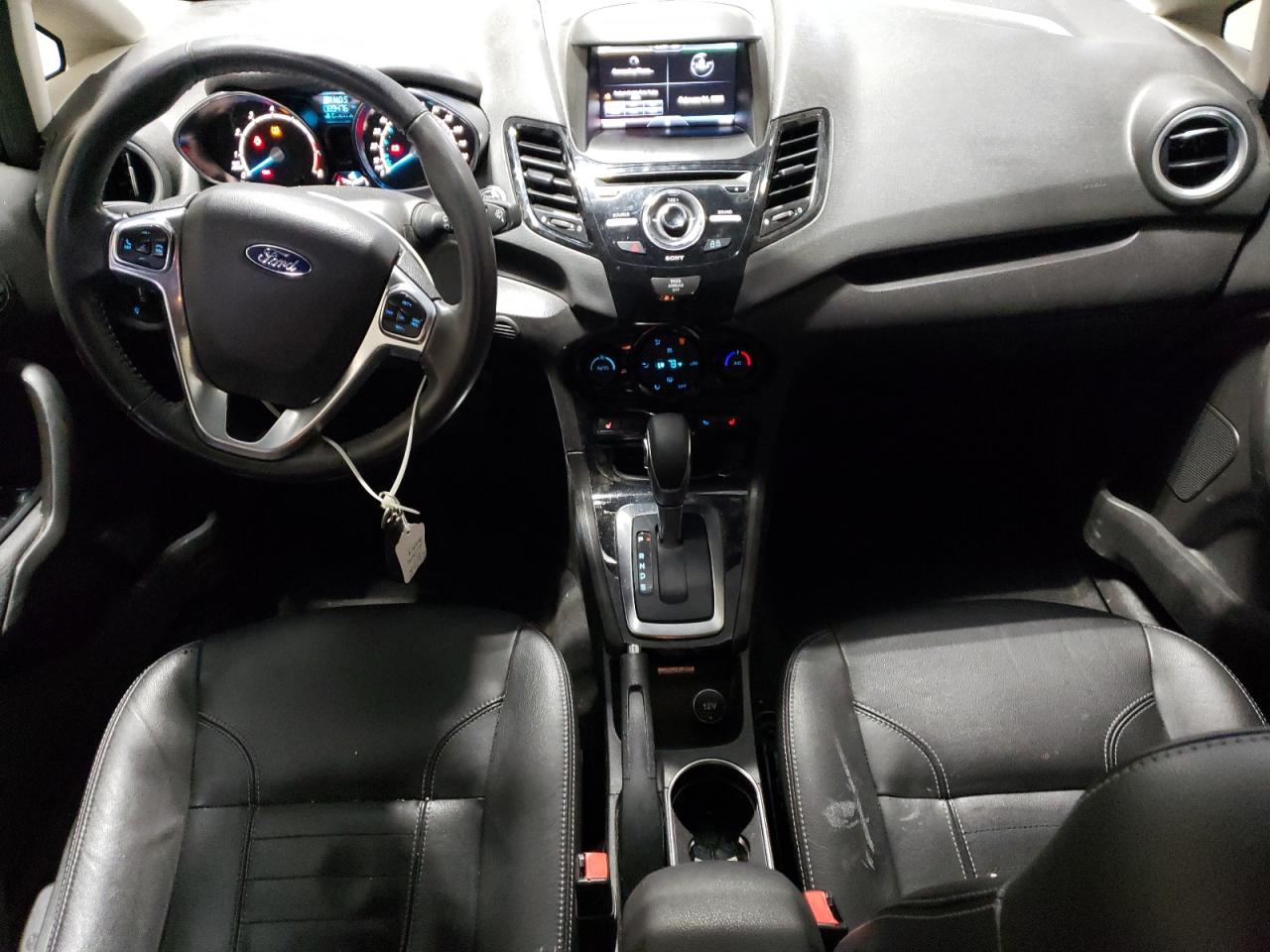 2015 Ford Fiesta - Image 8