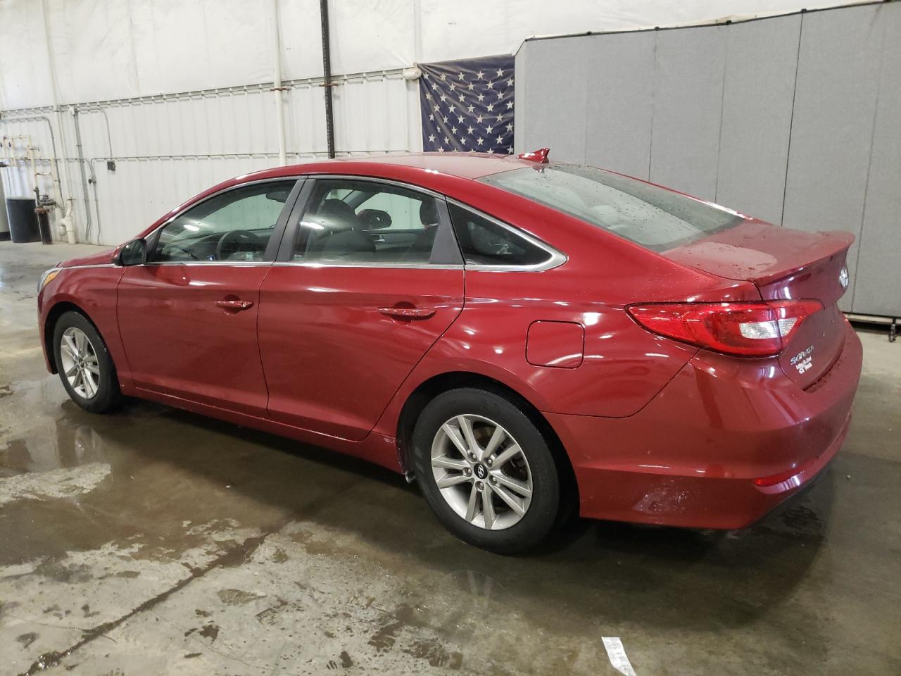 2016 Hyundai Sonata - Image 2