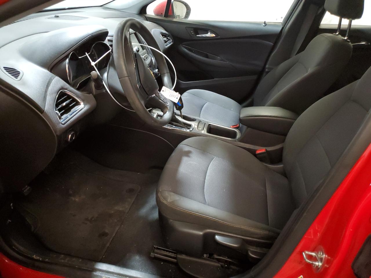 2019 Chevrolet Cruze - Image 7